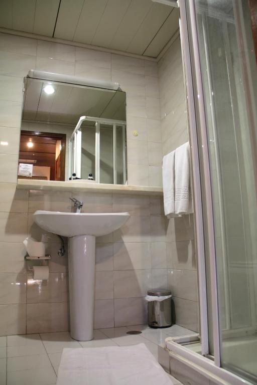 Hotel Wot Costa de Caparica Pokój zdjęcie